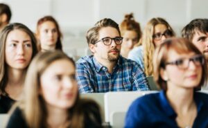 Відсрочка від мобілізації для аспірантів: пояснення Міносвіти