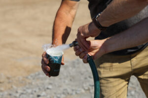 Фундація Кока-Кола спільно з Українським Червоним Хрестом допомагає покращити доступ до питної води у південних областях України