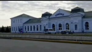 Вокзал и море медуз: как в июле выглядит курортный Бердянск (ВИДЕО)