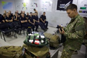 «Білі Янголи» з Донеччини розпочали тренінг для поліцейських і рятувальників, які займатимуться евакуацією