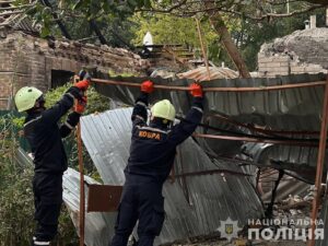 Стало відомо, скільки будинків постраждали від нічної атаки Запоріжжя