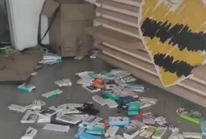 Житель Курщини показав, як виглядають “відкриті” магазини у Глушково (ВІДЕО)