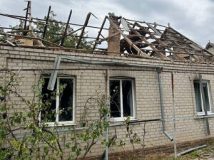 Росіяни за добу 252 рази атакували Запорізьку область: 18 будинків зруйновано