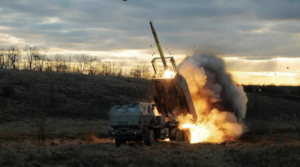 Російські військові стали живими мішенями: HIMARS влучили в полігон під Донецьком (ВІДЕО)