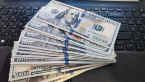 В Запорожье 1-комнатную квартиру с ремонтом и мебелью можно приобрести меньше чем за $10000: как она выглядит (ВИДЕО)