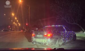 У Запоріжжі поліція розшукала водія, який влаштував дрифт посеред міста (ФОТО)