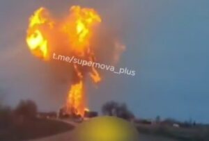 ЗСУ накрили техніку росіян під час заправки на АЗС у Токмаку (ВІДЕО)