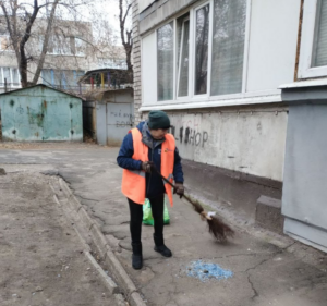 Як виглядають постраждалі багатоповерхівки внаслідок авіаудару по Запоріжжю (ФОТО)