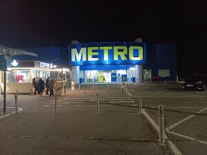 В Запорожье ТЦ временно изменяет график работы на новогодние праздники (ФОТО)