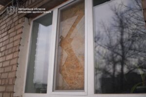 В ЗОВА показали последствия ночной атаки Запорожья: повреждены десятки многоэтажек