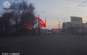 В Запорожье патрульные разыскали водителя маршрутки, который нарушил ПДД (ФОТО)