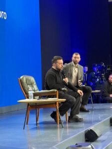 Зеленский заявил, при каких условиях покинет пост президента Украины (ВИДЕО)