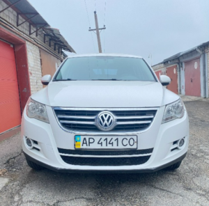 Аукционный ажиотаж: в Запорожье 18 участников претендуют на Volkswagen Tiguan (ФОТО)