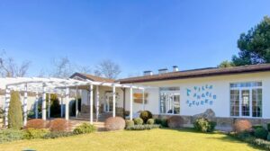 В Запорожье за 25 миллионов продают элитный комплекс на Днепре: как он выглядит (ФОТО)