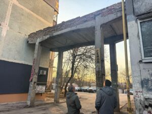 В Запорожье снесут аварийные арки возле домов: названы адреса (ФОТО)