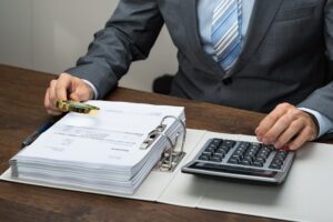 Госаудитслужба отменила тендер на 47 миллионов гривен для ремонта медучреждения в Запорожье