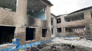 В момент взрыва была в здании: сторож рассказала об ударе по детсаду в Запорожье