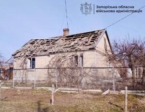 В результате российских атак по Запорожской области пострадало 18 домов: куда попали