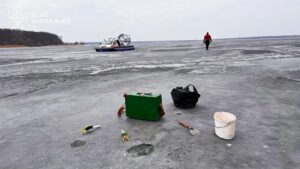 Запорожцев призывают не выходить на лед