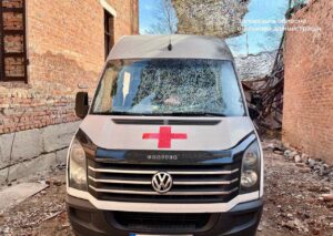 Вражеский дрон атаковал волонтерскую машину на выезде из Орехова (ФОТО)