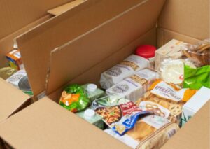 Выдача гуманитарной помощи в Запорожье: как получить и кому она доступна в марте