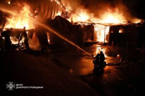 Масований удар дронами по Дніпру: загинули 4 людини, 21 поранений (ФОТО, ВІДЕО)