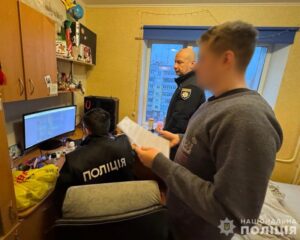 В Запорожье разоблачили хакера, который писал программы для похищения данных