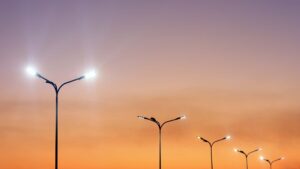 В одном из районов Запорожье модернизируют уличное освещение за 765 тысяч евро