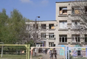 Жодного вцілілого вікна: Регіна Харченко розповіла, як учні 65-ї школи пережили атаку КАБів