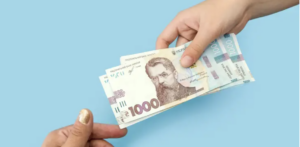 Ко Дню Независимости государство выплатит помощь: кто получит 1000 гривен, а кто больше