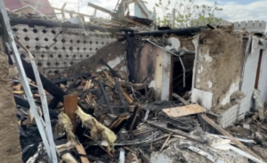 Вщент зруйнований будинок після “прильоту” БПЛА у Запоріжжі показали на відео