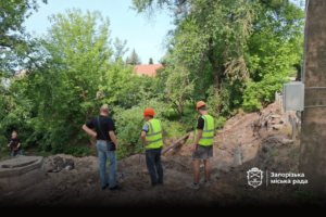 У Дніпровському районі Запоріжжя стартував капремонт аварійної дамби (ФОТО)