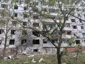 Під завалами багатоповерхівки загинула жінка на Запоріжжі