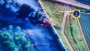 ГУР МО під Молочанськом спалили поїзд з паливом для окупантів (ФОТО)