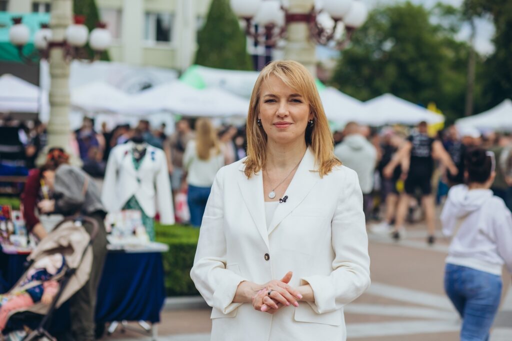 Олена Шуляк під час змагань «Сильні України», які пройшли 14 червня в Ірпені (Київщина): Наш проєкт став платформою, яка заряджає й мотивує ветеранів об'єднуватися навколо спільних цінностей