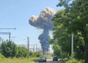 У Дніпрі знову збільшилась кількість загиблих внаслідок російського удару (ВІДЕО)