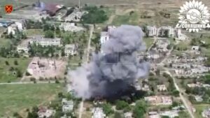 МІГ-29 розбив КП ворожого батальйону під Оріховом (ВІДЕО)