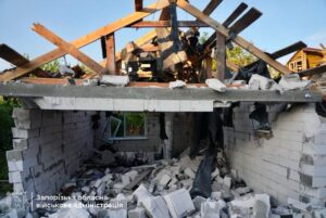 Стало відомо, скільки всього будинків постраждали від ранкового обстрілу Запоріжжя