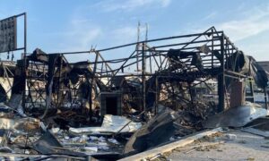 Як у Запоріжжі «Нова пошта» відновлює роботу на місці зруйнованого відділення (ФОТО, ВІДЕО)