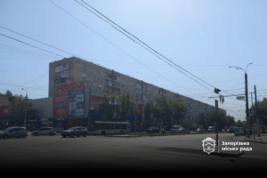 Запоріжжя оновлене і безбарʼєрне: модернізували одне з ключових міських перехресть (ФОТО)