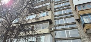 У Запоріжжі за рішенням суду конфіскували та продали на аукціоні трикімнатну квартиру в центрі міста (ФОТО)