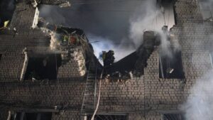 В Запорожье начали выдачу жилищных сертификатов жителям общежития, которое разрушили дроны