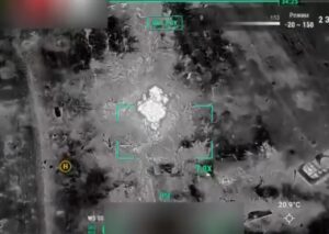 Українські дрони спалили росіян з технікою на Запоріжжі (ВІДЕО)