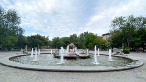 Сквер Маяковського під загрозою: містяни борються за збереження зеленої зони