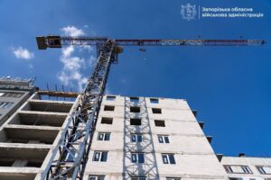 36 квартир відновлять с нуля: в Запоріжжі показали відбудову багатоповерхівки (ФОТО)