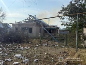 Поліція показала, як вигладає Запорізький район після масованого обстрілу (ФОТО)