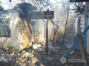 Під Запоріжжям атаковано село: пошкоджено 100 будинків, є важкопоранені мешканці (ФОТО, ВІДЕО)