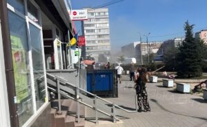 Запоріжжя атакував дрон: є поранені та руйнування (ФОТО, ВІДЕО)