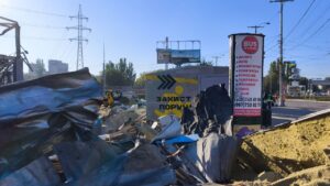 Як витримало удар дронів модульне бетонне укриття біля автовокзалу в Запоріжжі (ФОТО, ВІДЕО)