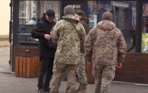В Запорожье суд избрал наказание для сотрудника ТЦК за взятку в $1300